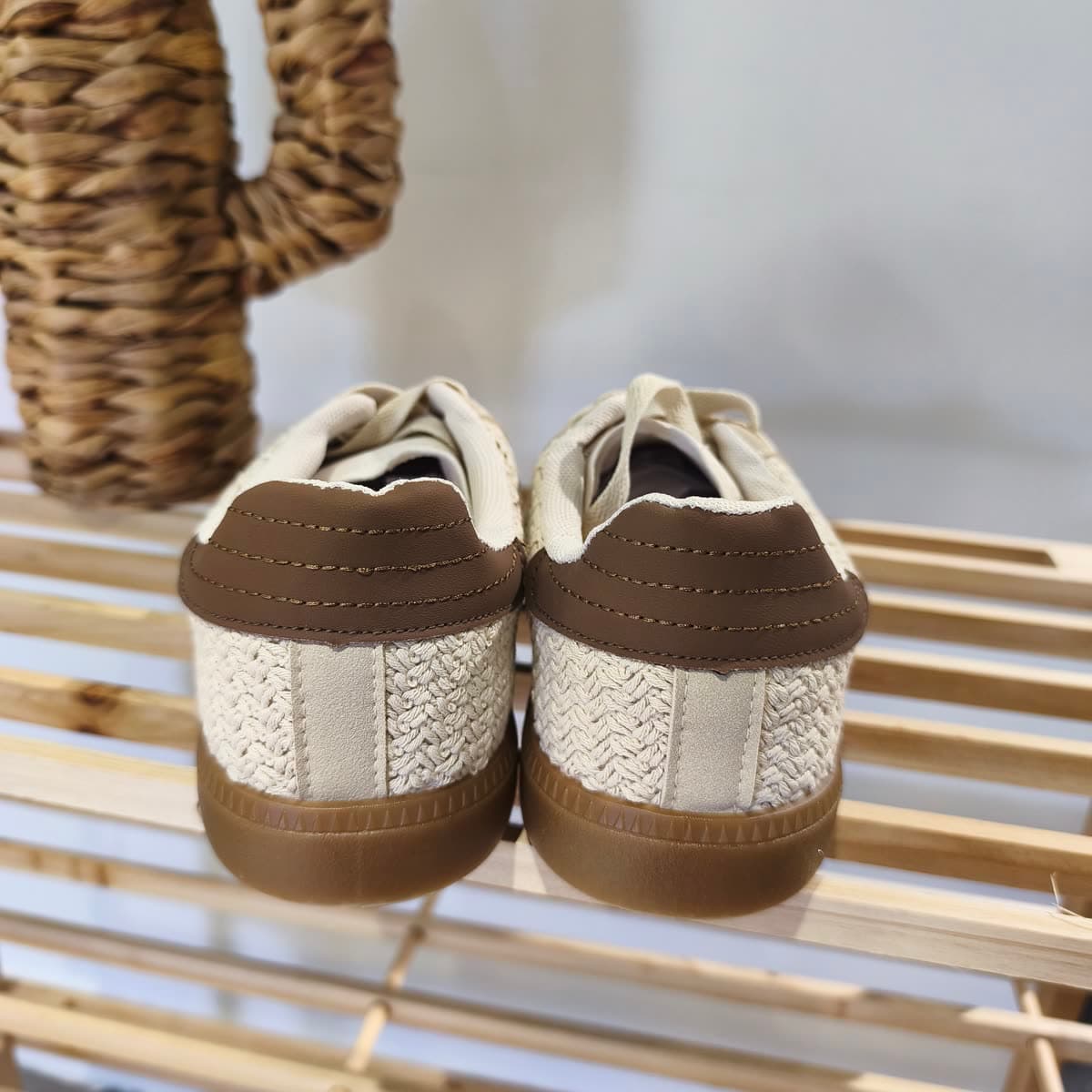 Baskets bandes ecru/choco, vue 3