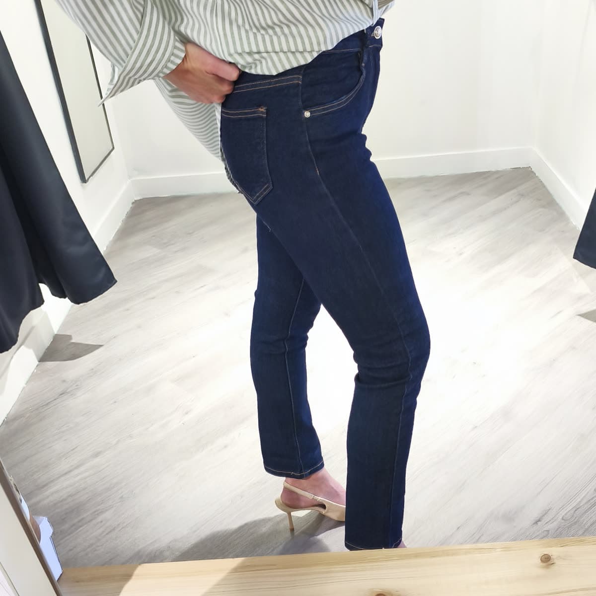 Jean slim Brut, détail
