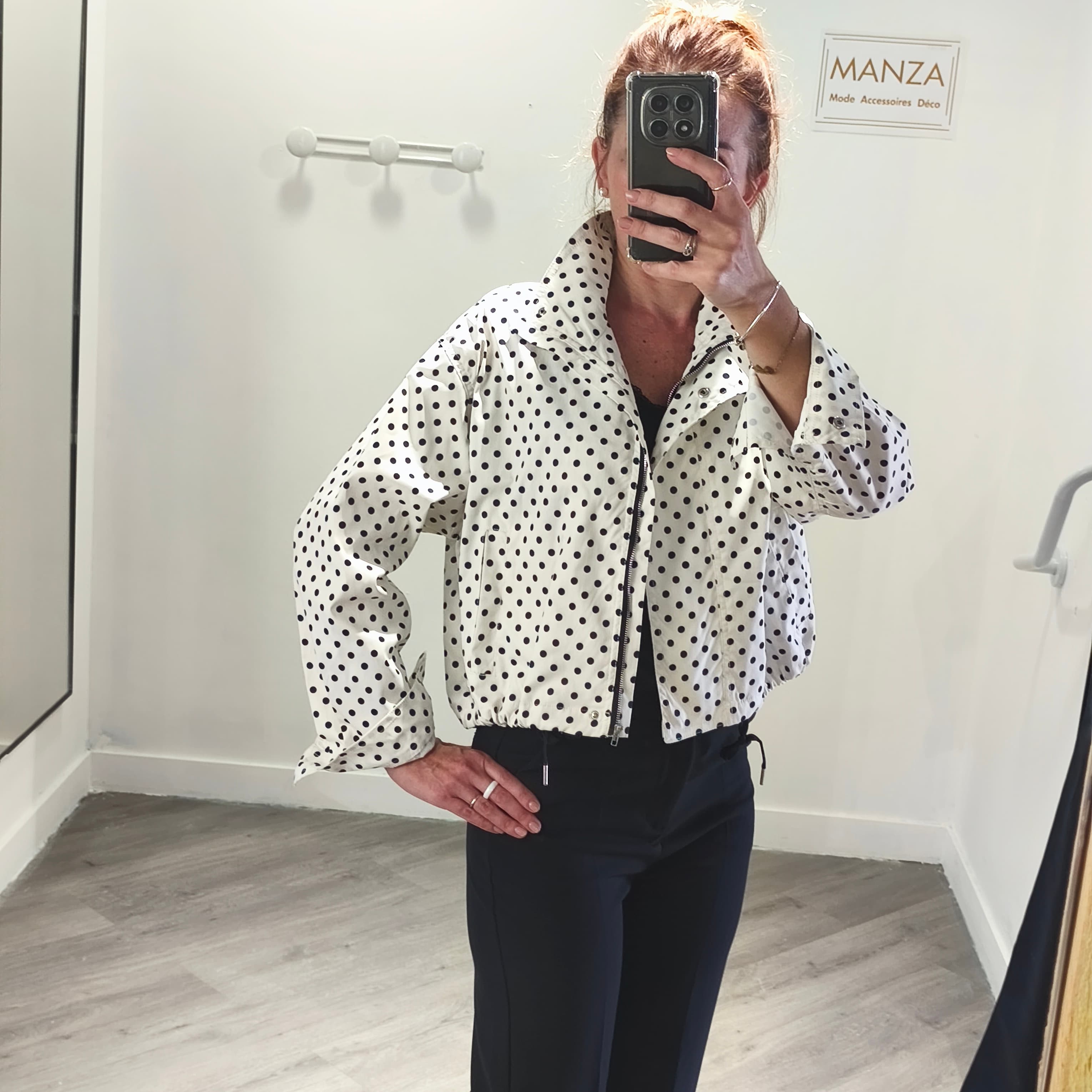 Veste à pois oversize, détail